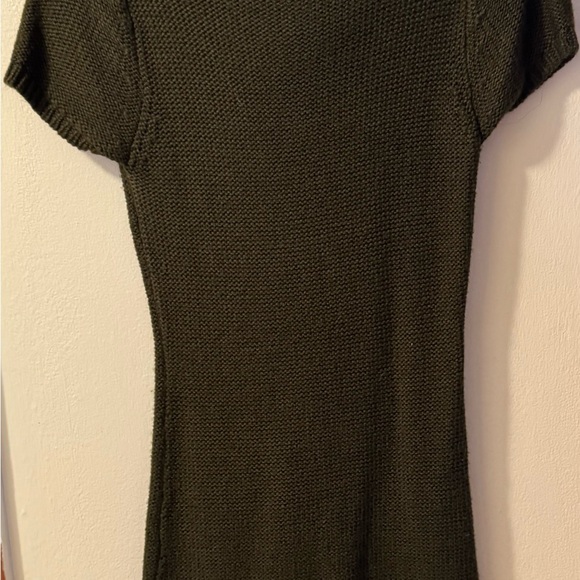 Preloved olive green, short sleeved mock turtleneck mini sweater dress size s - Picture 3 of 3